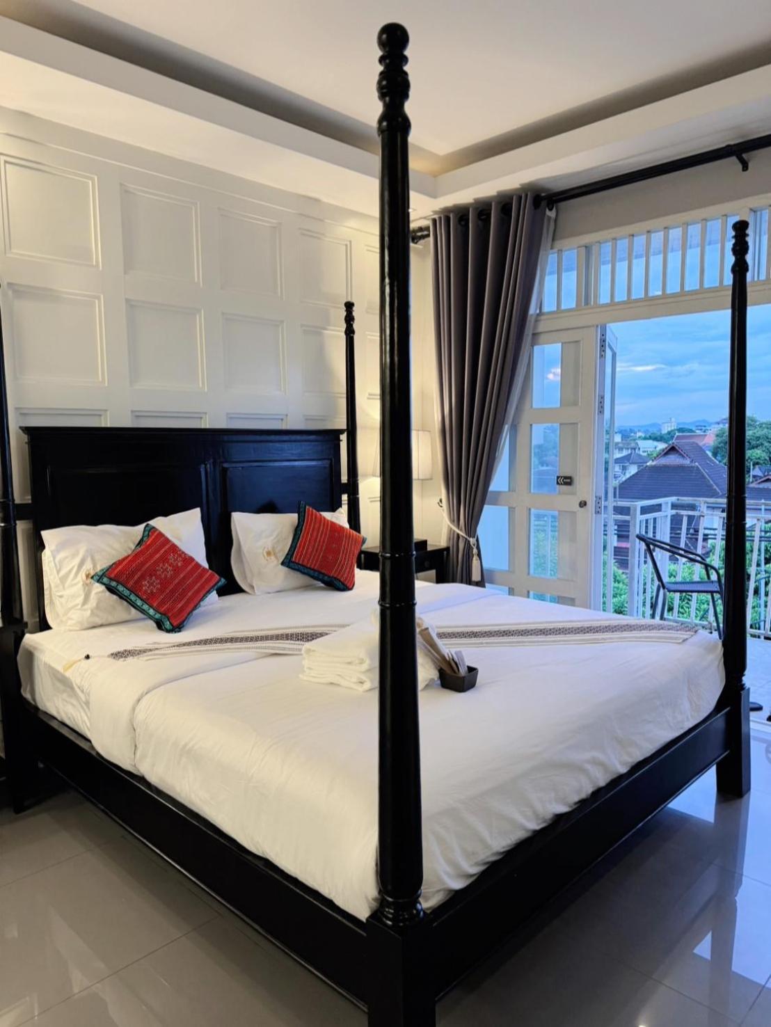Wua Lai Boutique Hotel Chiang Mai Ngoại thất bức ảnh