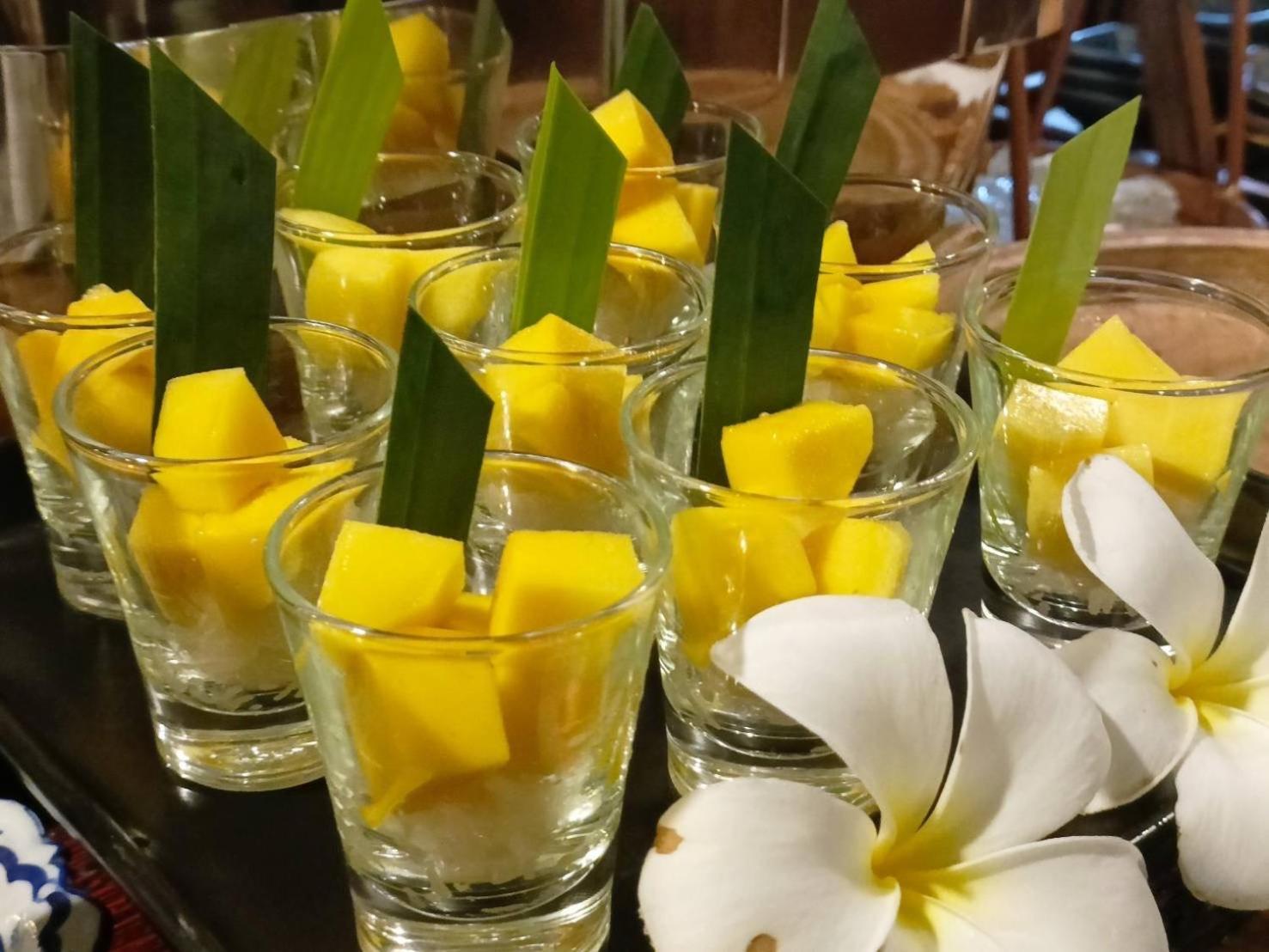 Wua Lai Boutique Hotel Chiang Mai Ngoại thất bức ảnh